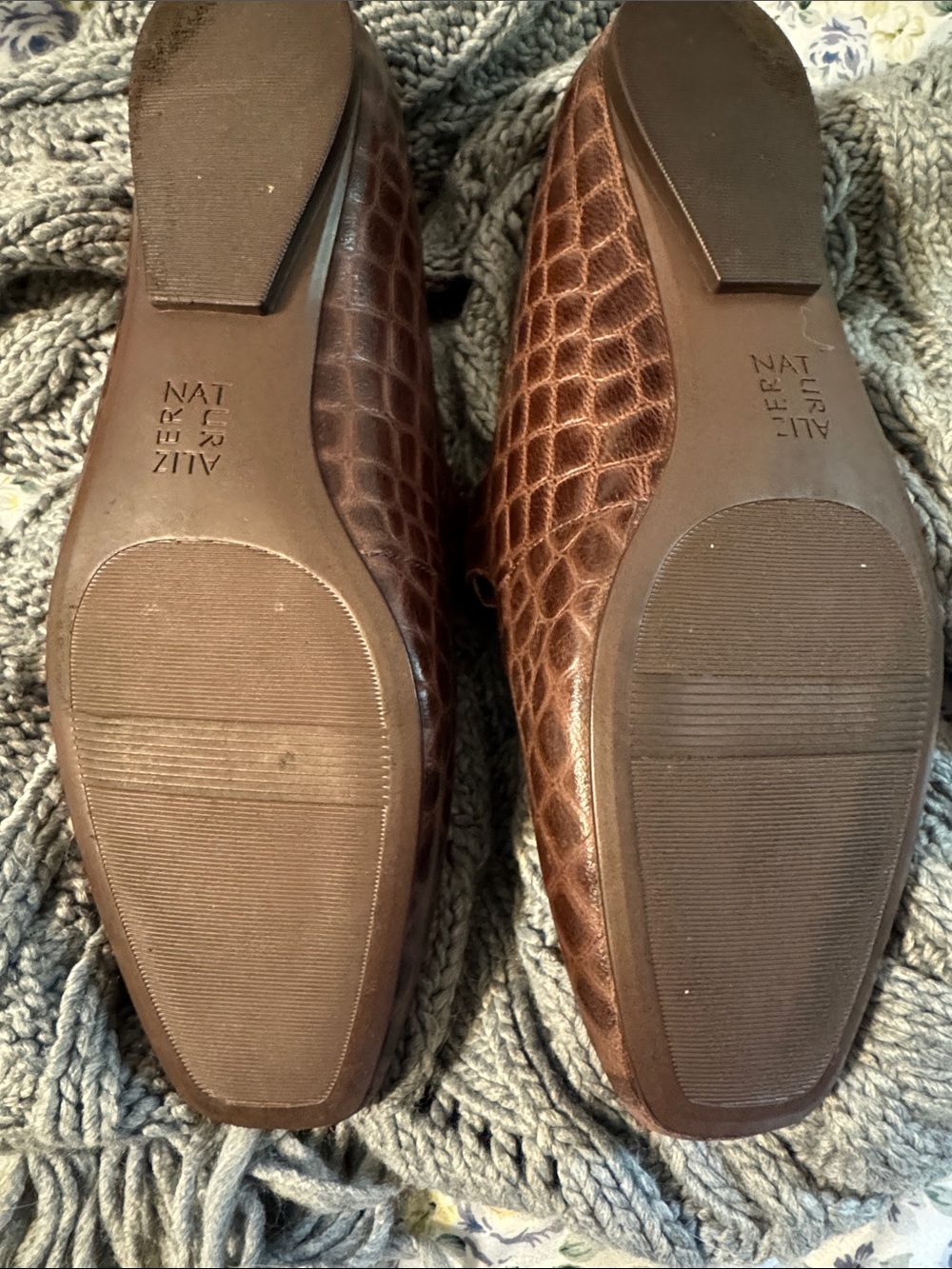 Naturalizer Brown Croc-Embossed Mary Jane Flats-like new - Picture 6 of 9